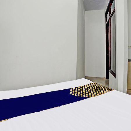 Spot On 92388 Villa Segi Delapan 프리겐 외부 사진